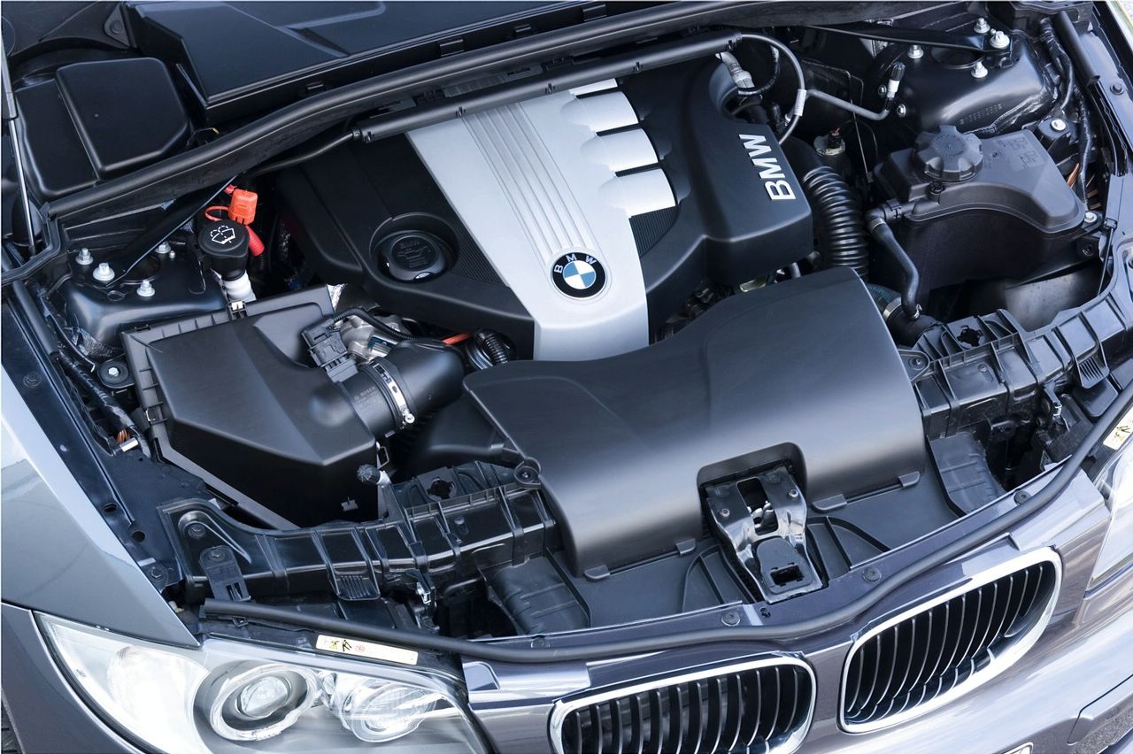 Engine of the year 2011 bmw