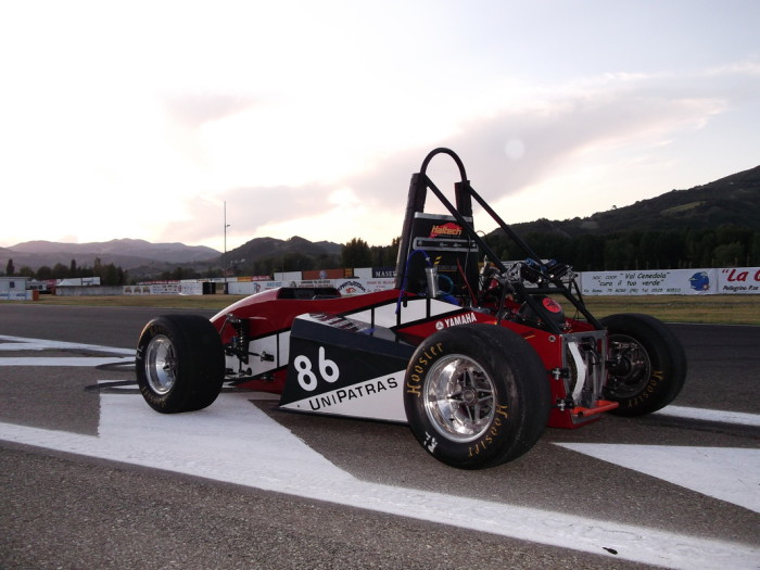 UoP Racing UoP3 700x525 UoP Racing: Η Formula Student ομάδα του Πανεπιστημίου Πατρών