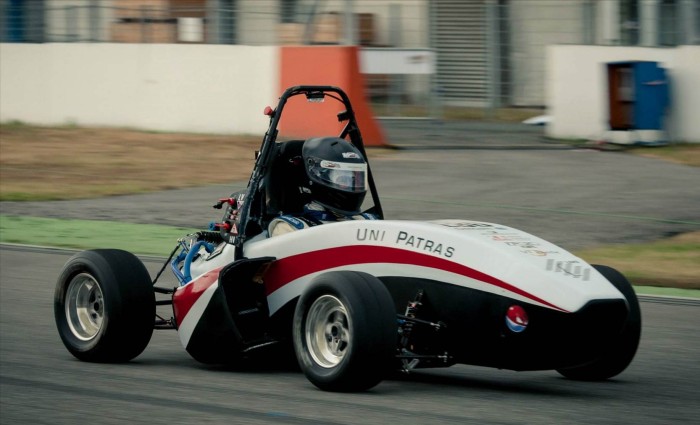 UoP Racing UoP4e 700x425 UoP Racing: Η Formula Student ομάδα του Πανεπιστημίου Πατρών