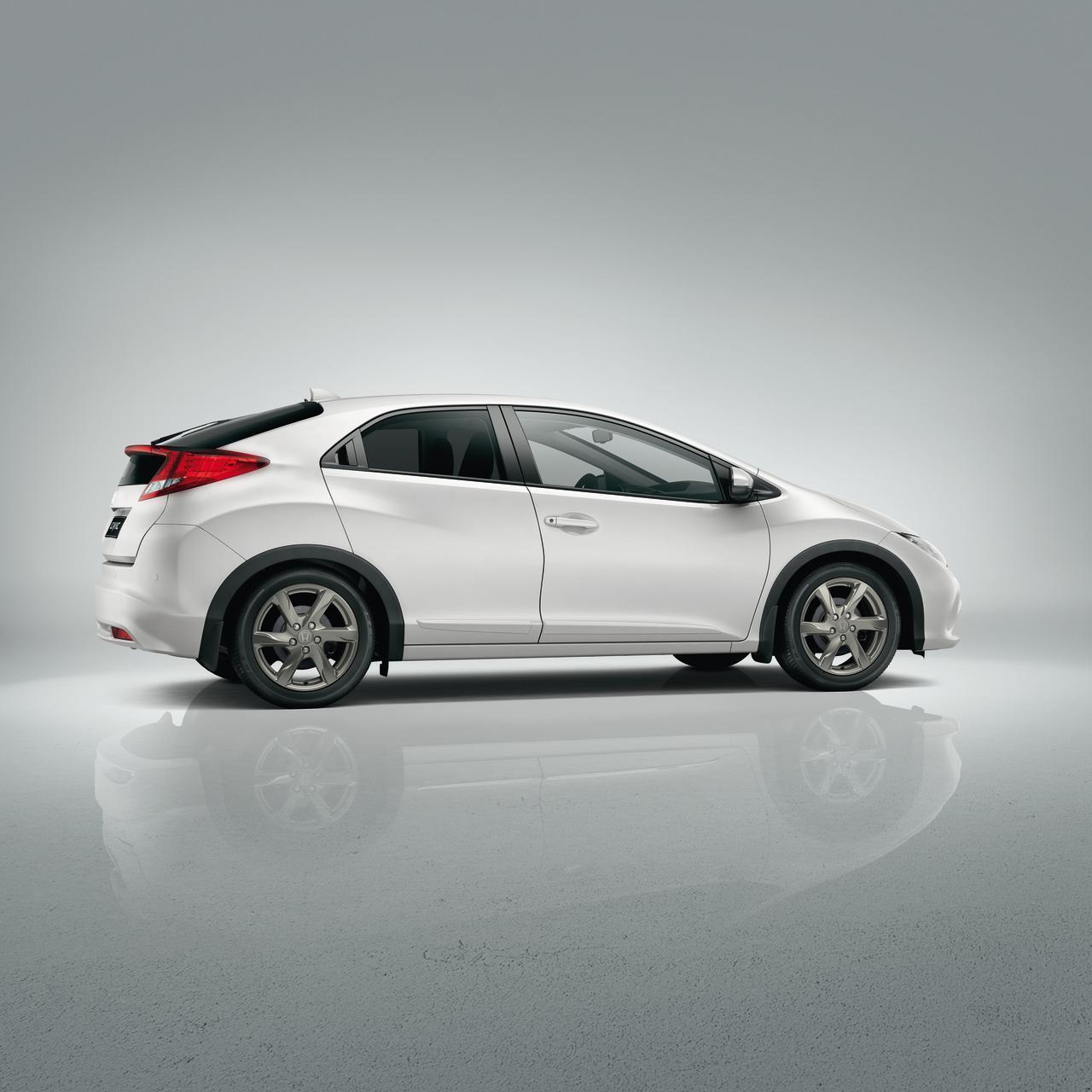 Honda Civic 2012 седан 9 поколение