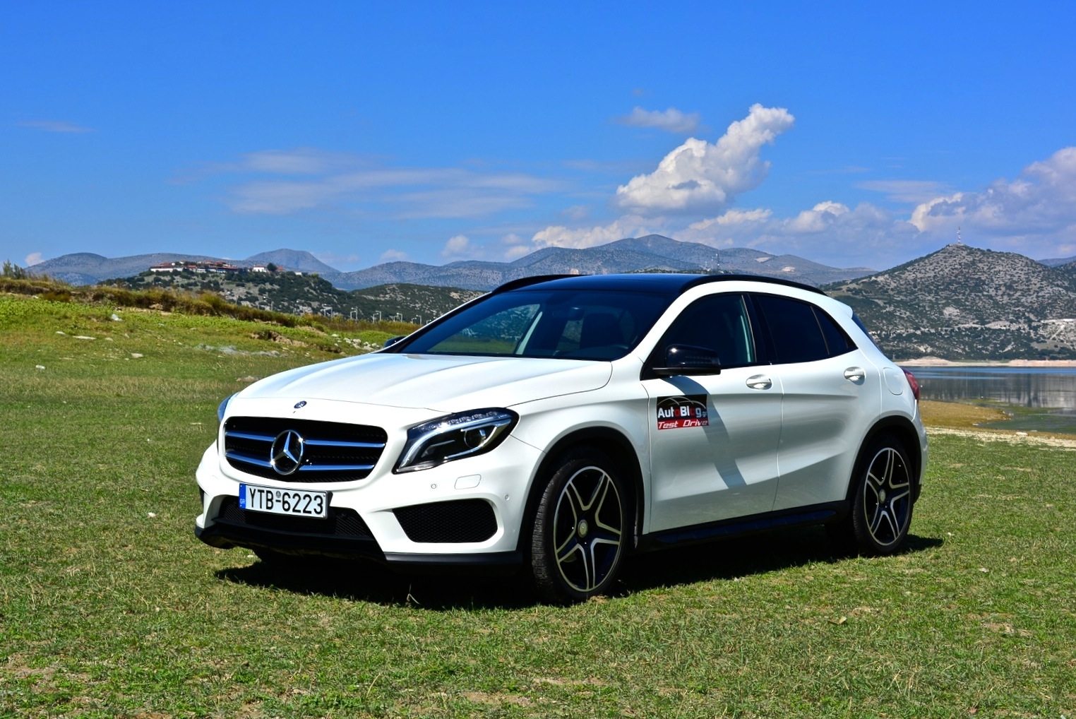 Mercedes 200. Mercedes-Benz GLA 200. Мерседес хэтчбек GLA 200. Mercedes gl 200. Кроссоверы Mercedes-Benz GLA 200.