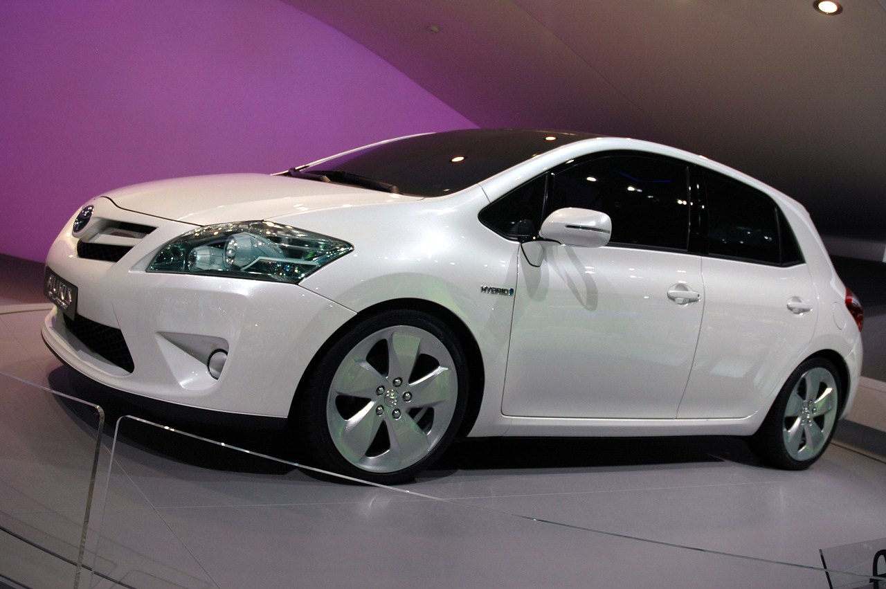 Toyota Auris Hybrid 2009