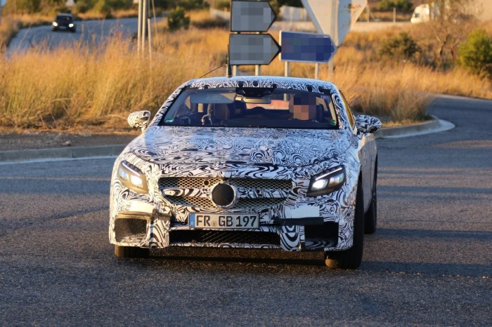 Mercedes-Benz S63 AMG Coupe 2015 Spy Photos (2)